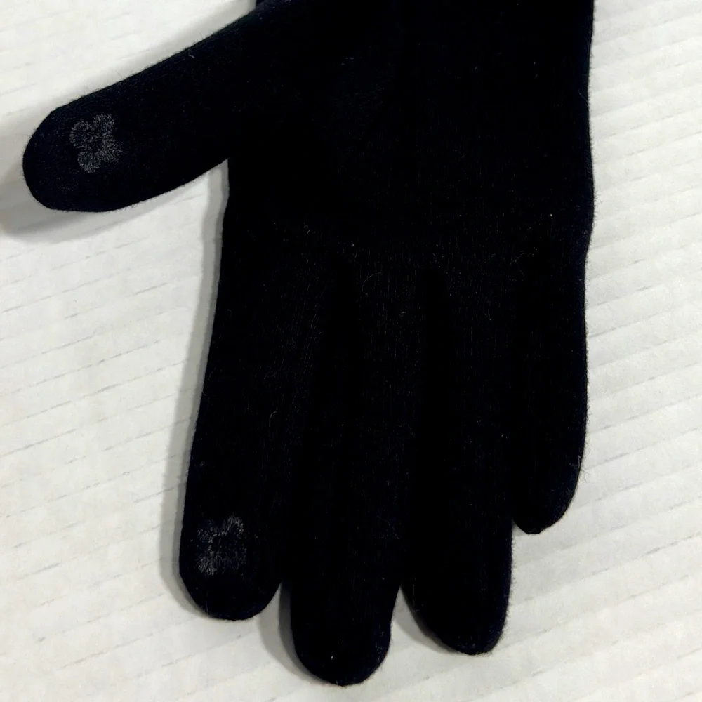 Adrienne Vittadini || womans pearl rhinestone gloves one size